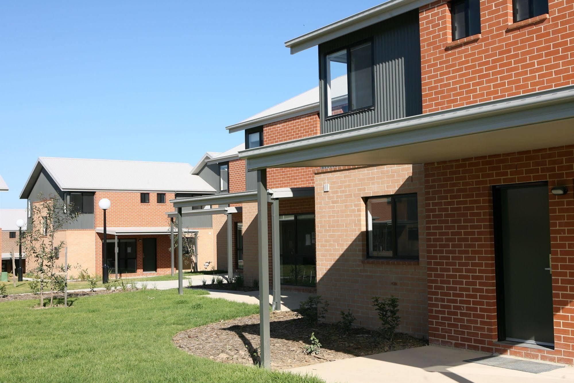 Macquarie University Village Сидней Экстерьер фото