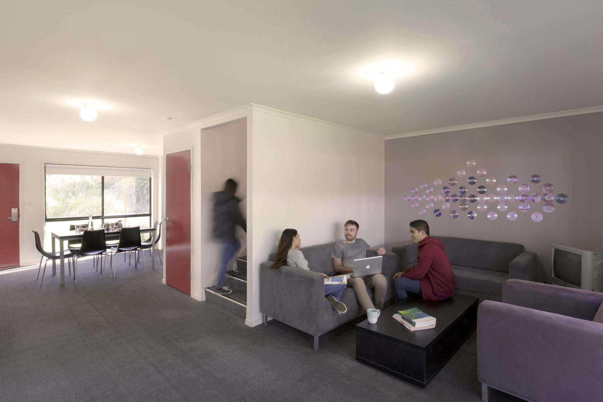 Macquarie University Village Сидней Экстерьер фото